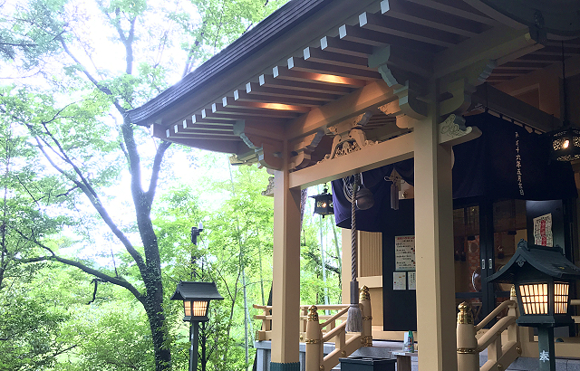 稲足神社