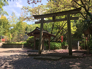 ニの鳥居手前より